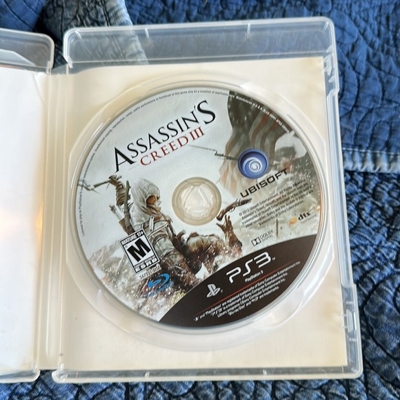 Assassins Creed 3 With Exclusive Missions on PLAYSTATION 3 - Picture 2 of 2